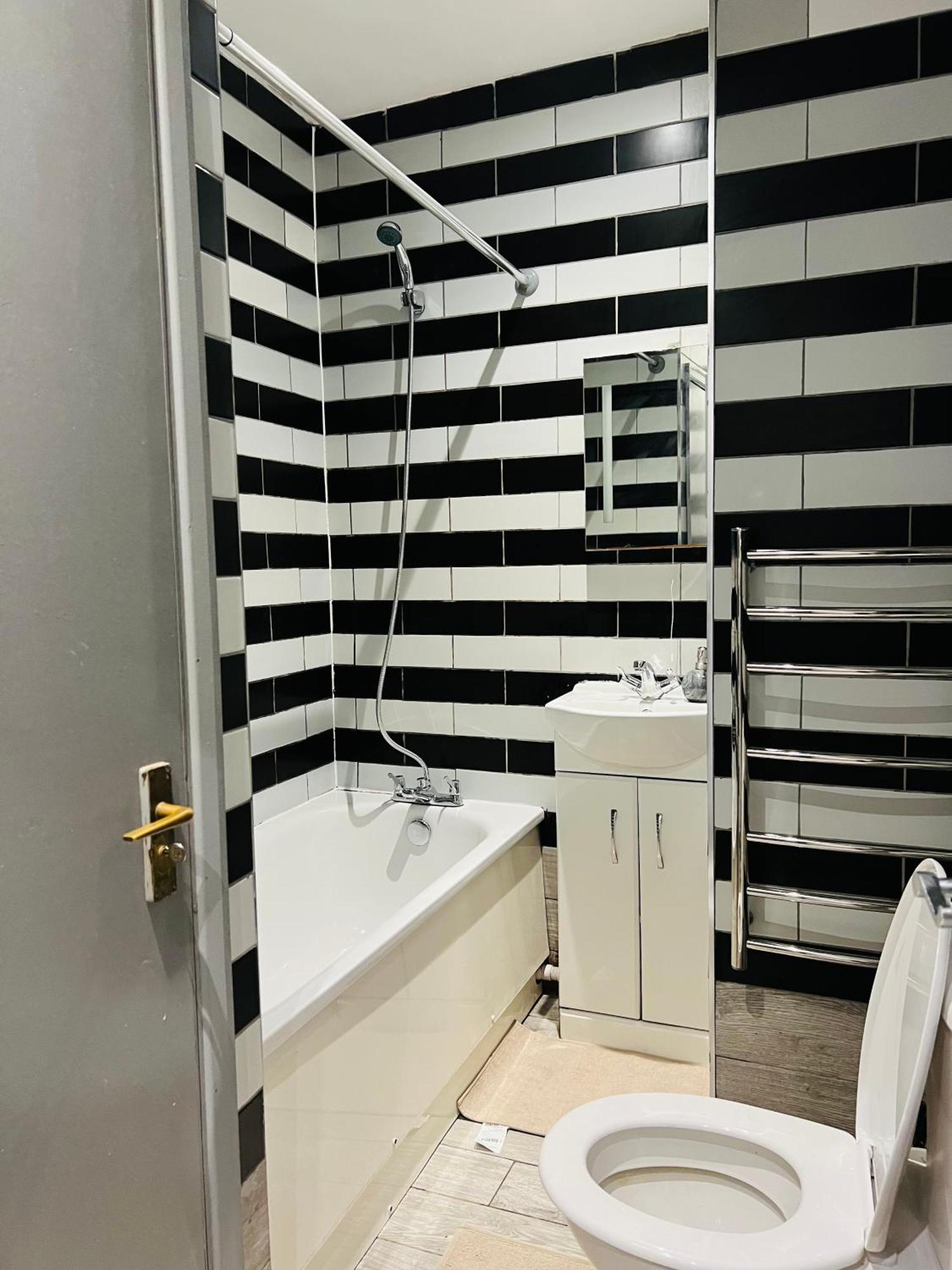 "Spacious Family, Friendly" 1 Bedroom In Kings Cross, St Pancras!!!118A Londres Exterior foto